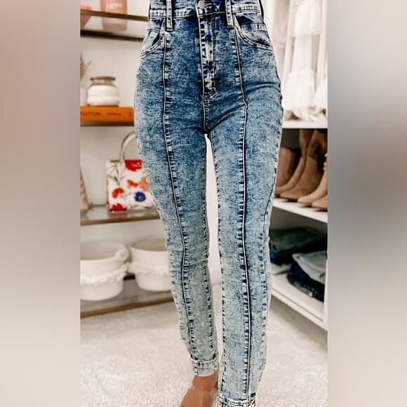 ALMOST FAMOUS JEANS SIZE 3 - Picture 1 of 9